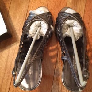 Jones New York heels. Sale 💜💜